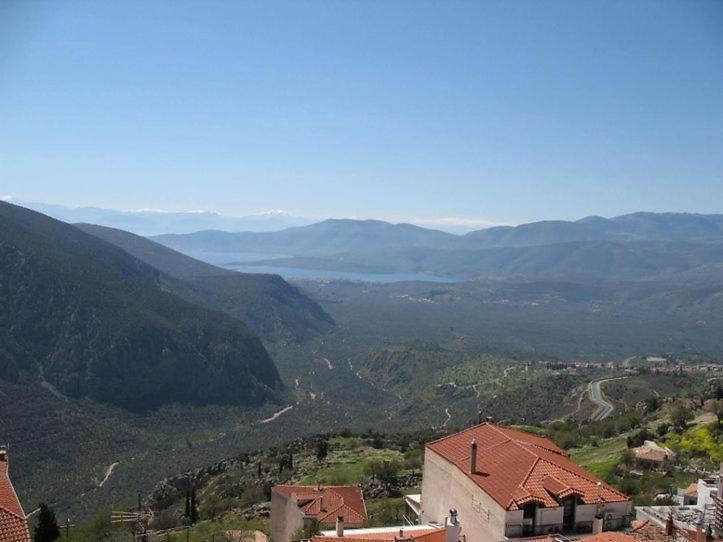 Tholos Hotel Делфи Екстериор снимка