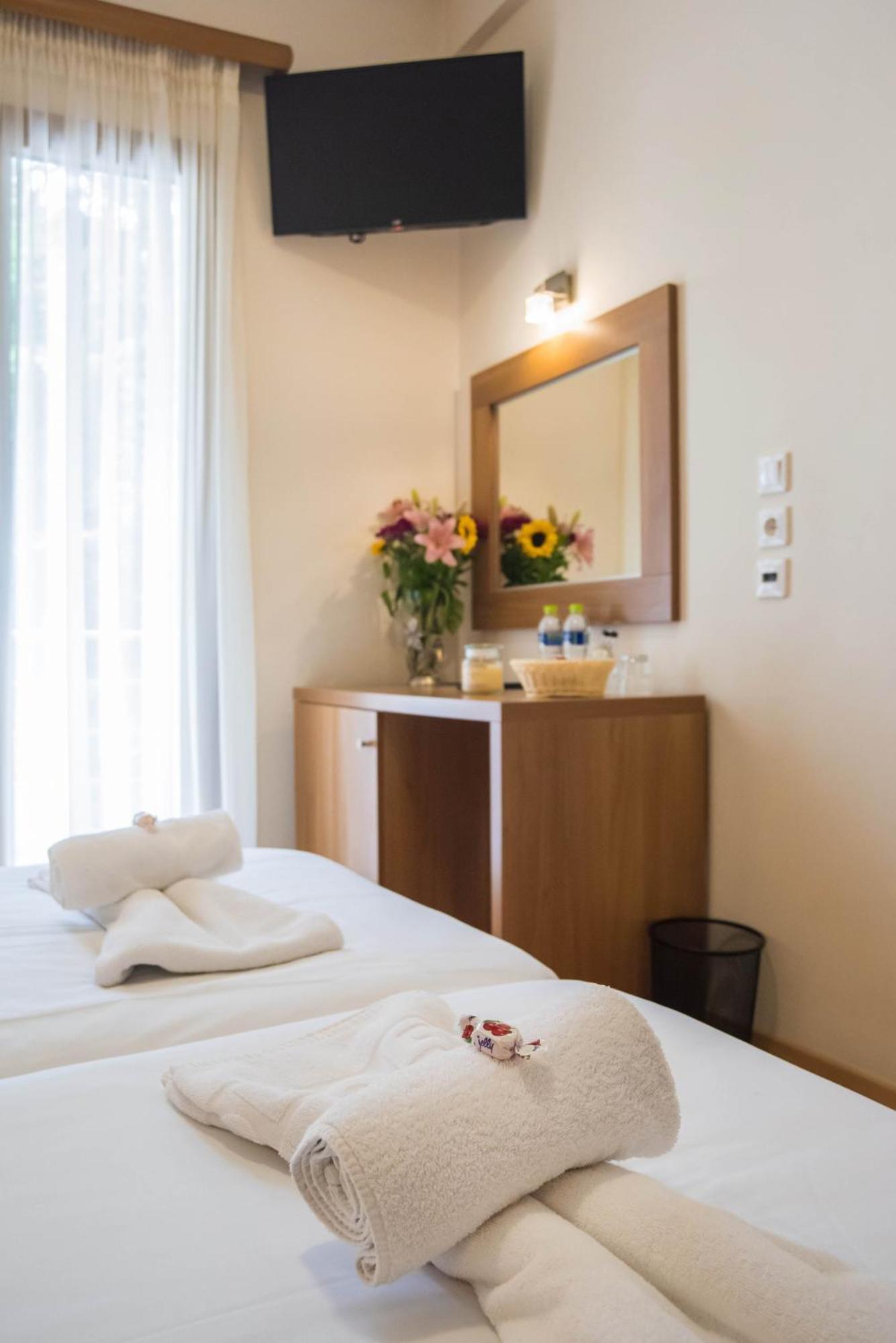 Tholos Hotel Делфи Екстериор снимка