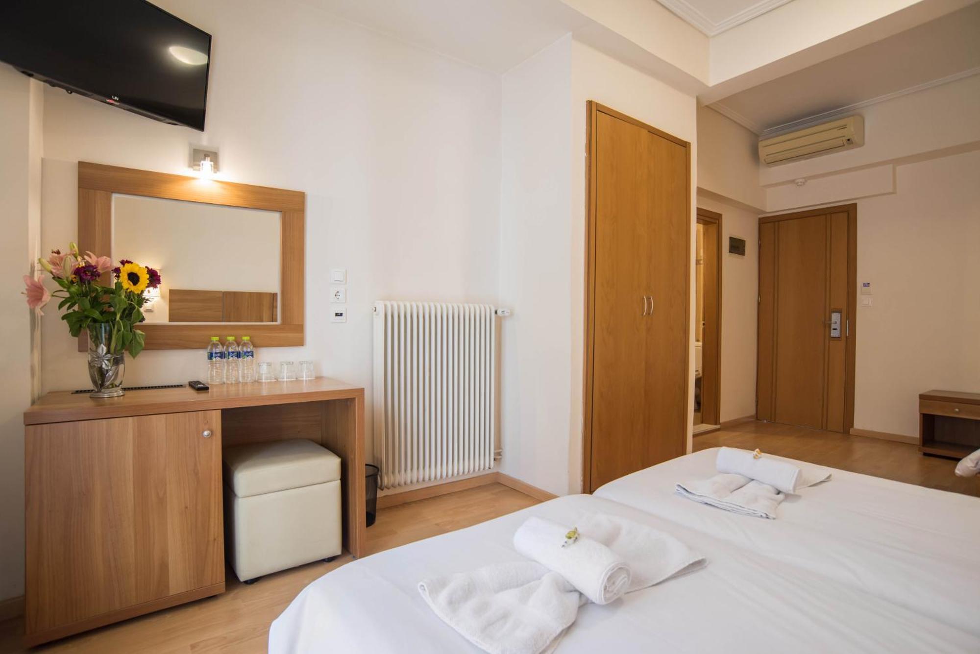 Tholos Hotel Делфи Екстериор снимка