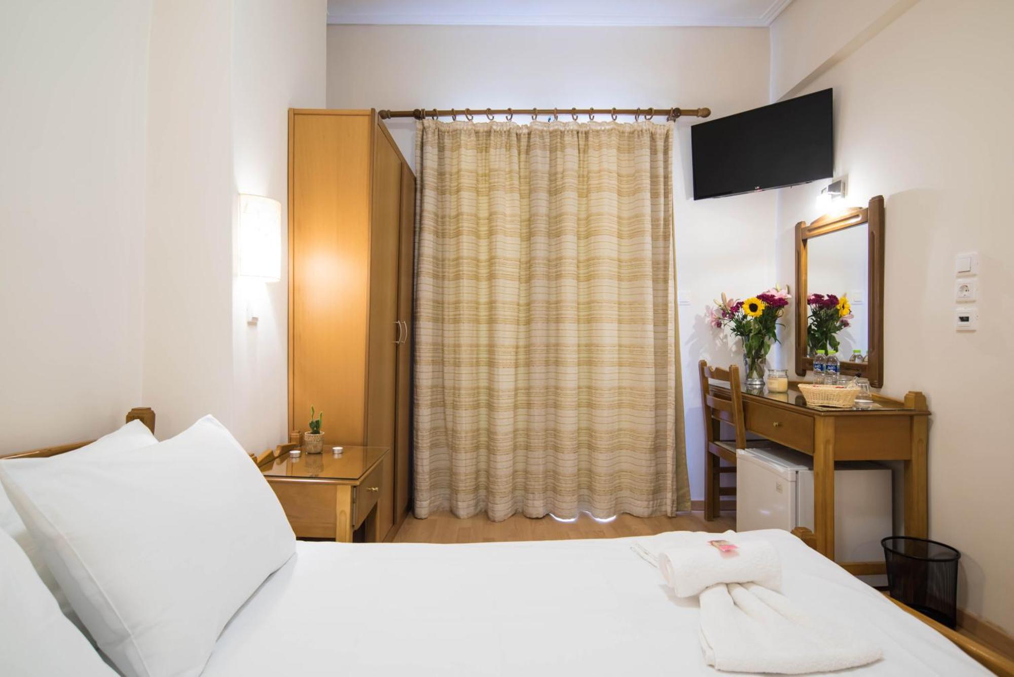 Tholos Hotel Делфи Екстериор снимка