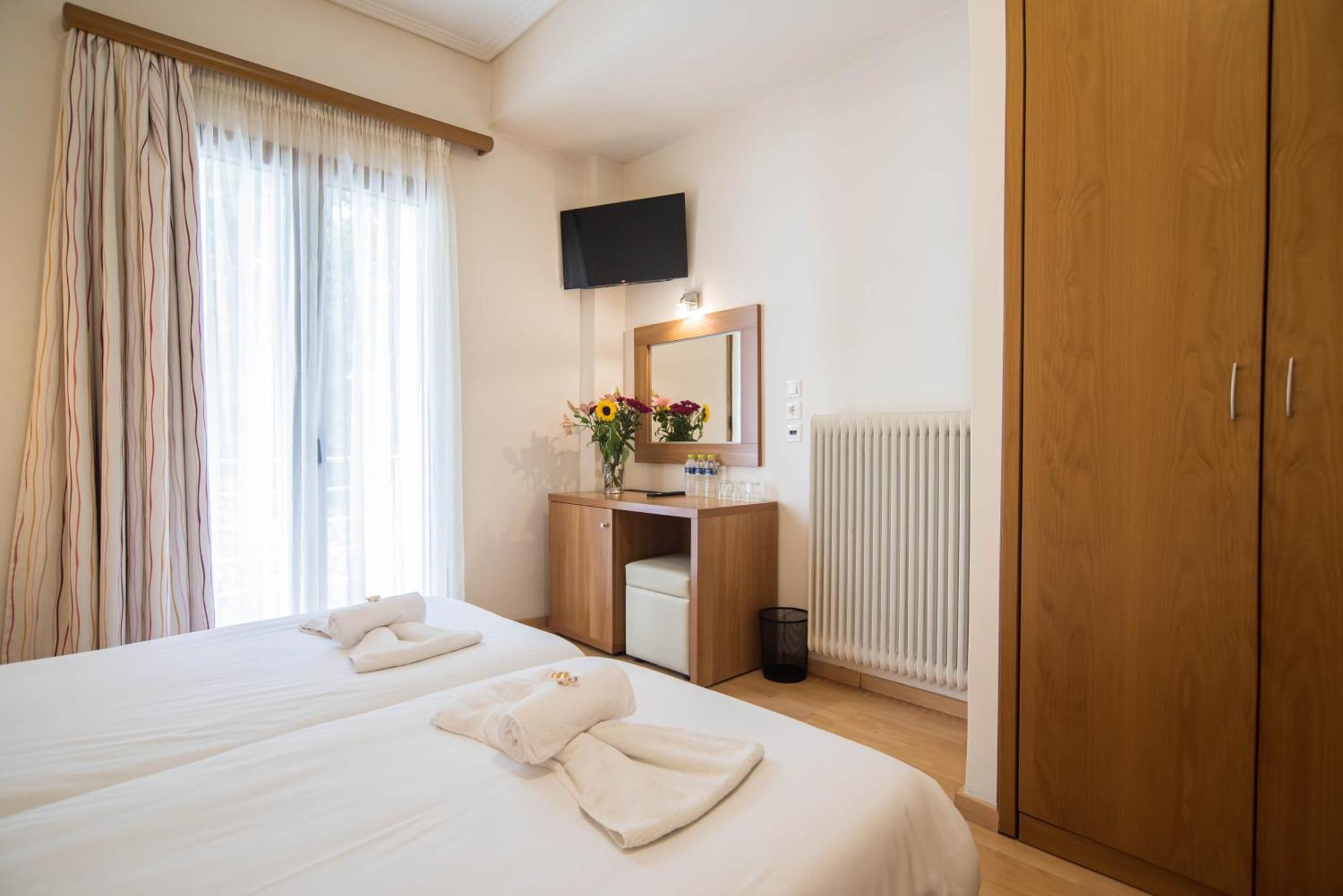 Tholos Hotel Делфи Екстериор снимка