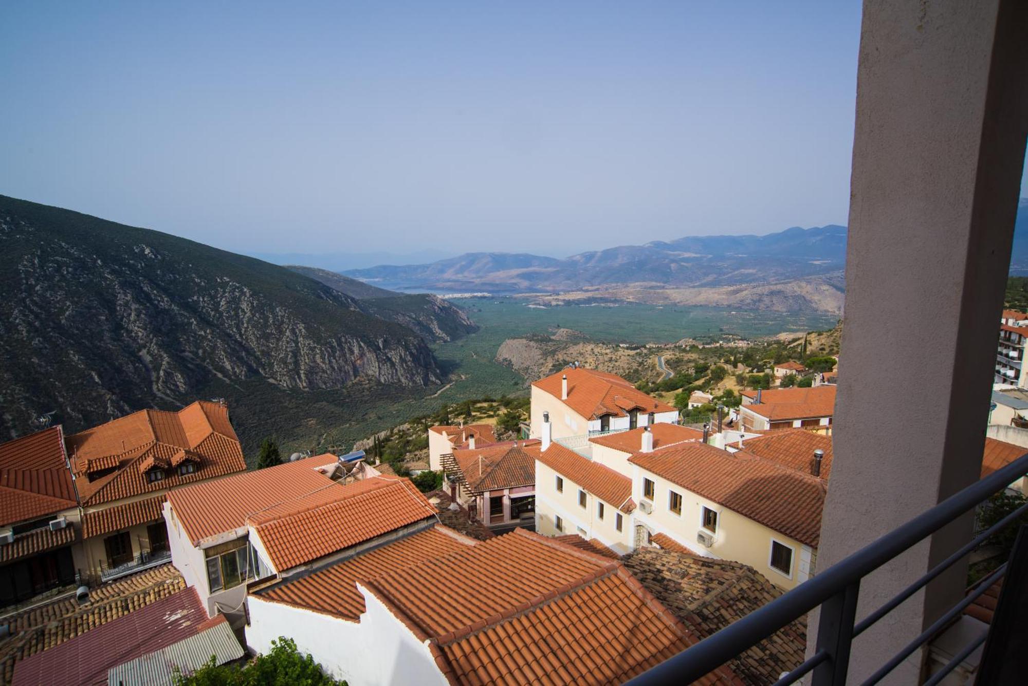 Tholos Hotel Делфи Екстериор снимка