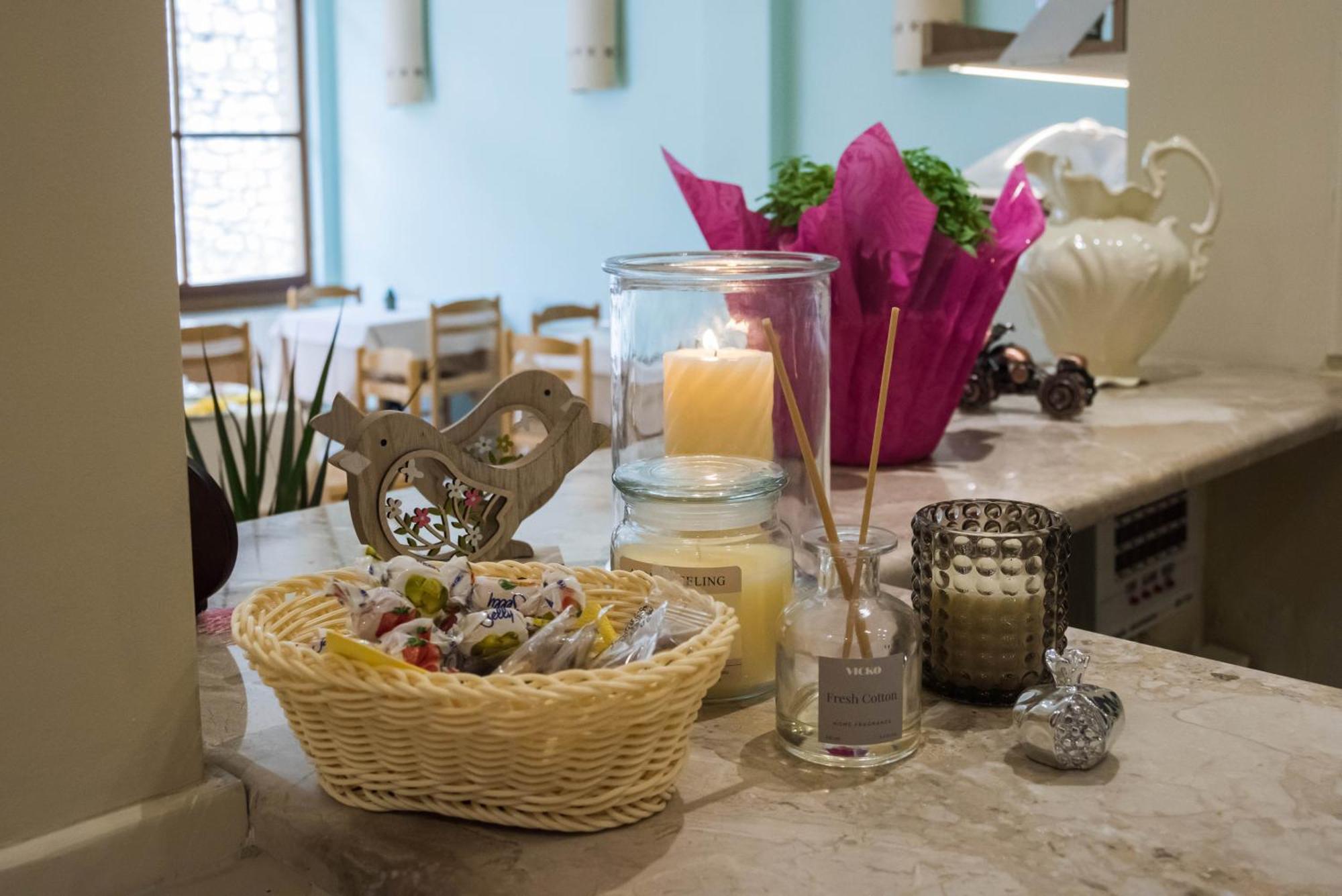 Tholos Hotel Делфи Екстериор снимка